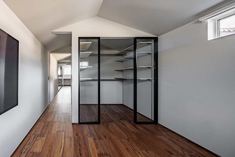 寝室
クローゼット