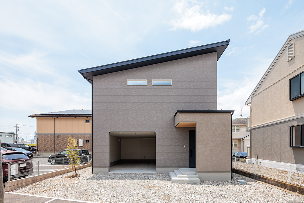 片流れ屋根の外観デザインのポイント